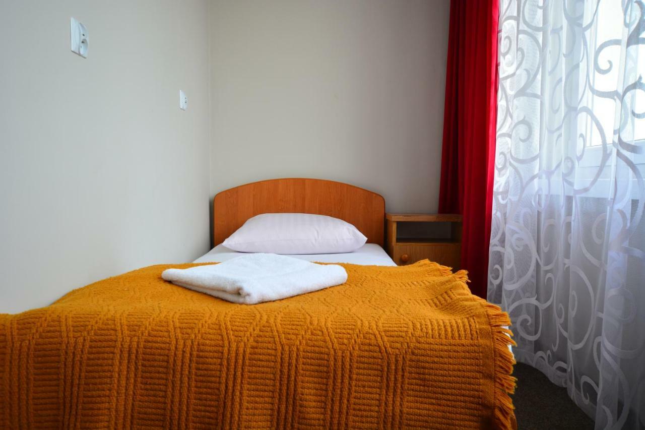 Hotel Felix Krakau Buitenkant foto